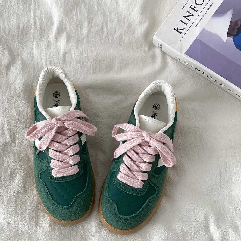 Alice – Chaussures d'Entraînement Allemandes Rétro Vertes