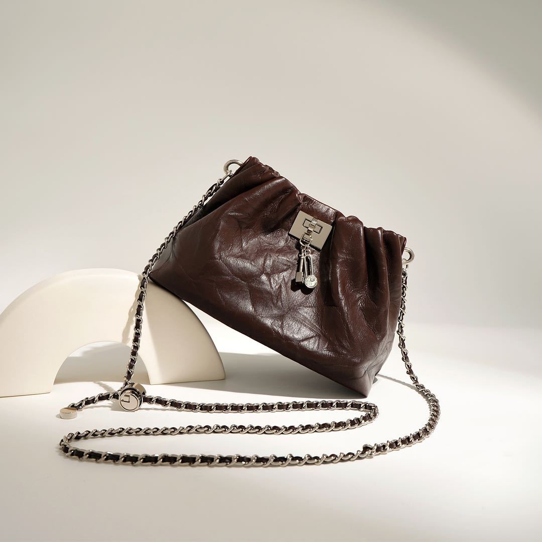 Karen – Sac Nuage Pli Temps Haut de Gamme