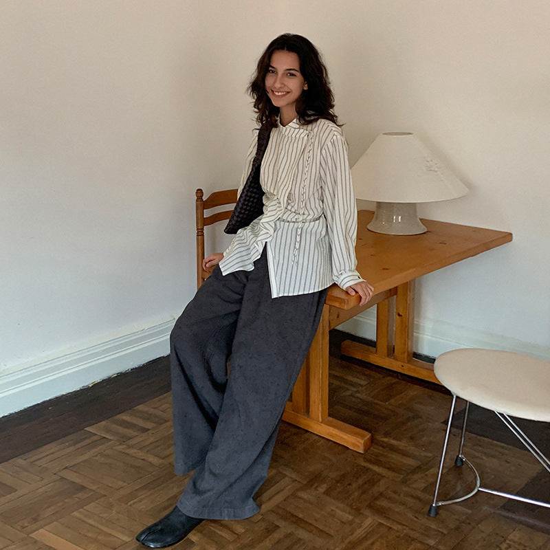 Diana – Chemise Rayée avec Design Intérieur