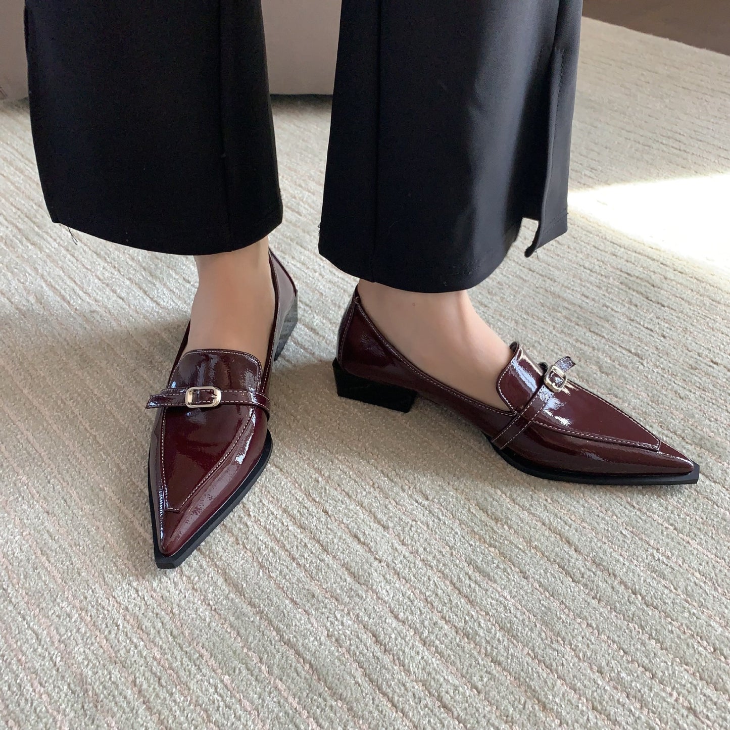 Jade – Chaussures à Talons Épais en Cuir Végan à Bout Pointu