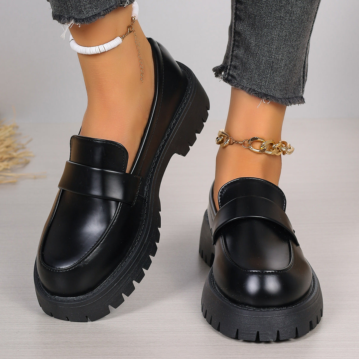 Clara – Chaussures Plateforme Style Britannique Noires