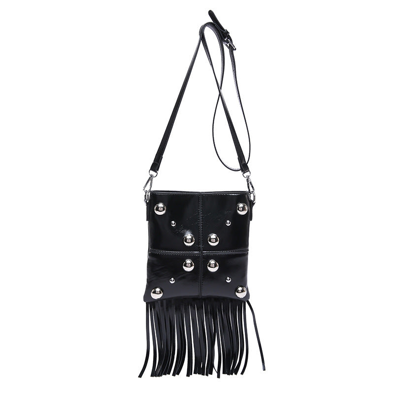 Hayley – Sac Bandoulière à Franges avec Rivets