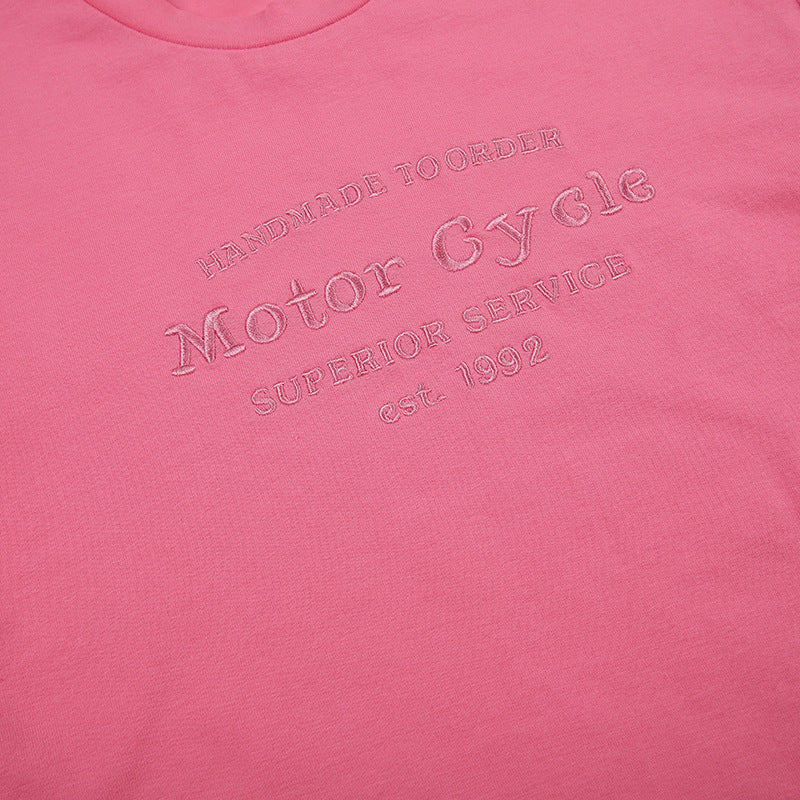 Christine – T-shirt à Broderie Lettre Style Épicé