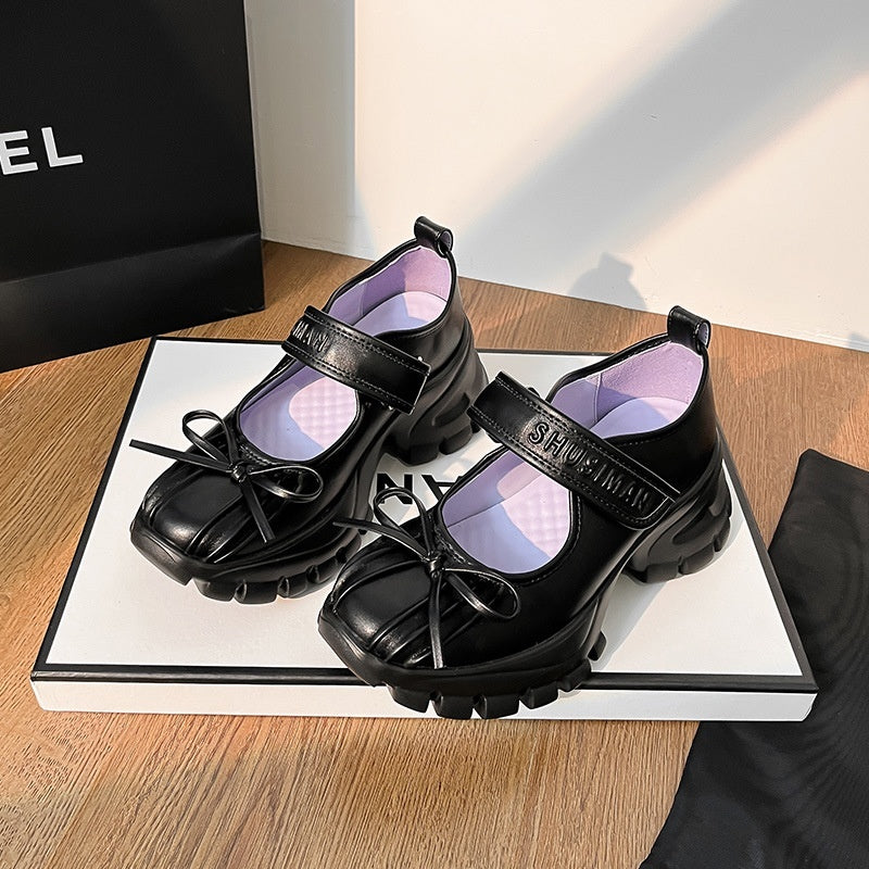 Christina – Chaussures à talon épais avec nœud
