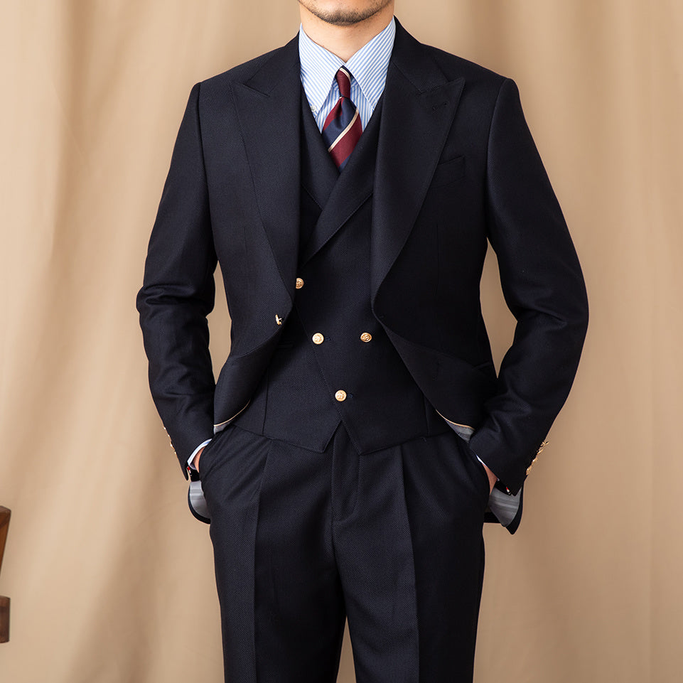 Kathleen – Costume Slim Bleu Marine à Trois Pièces