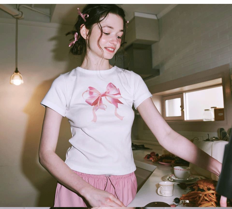 Helen – T-shirt à Manches Courtes avec Nœud et Col Rond