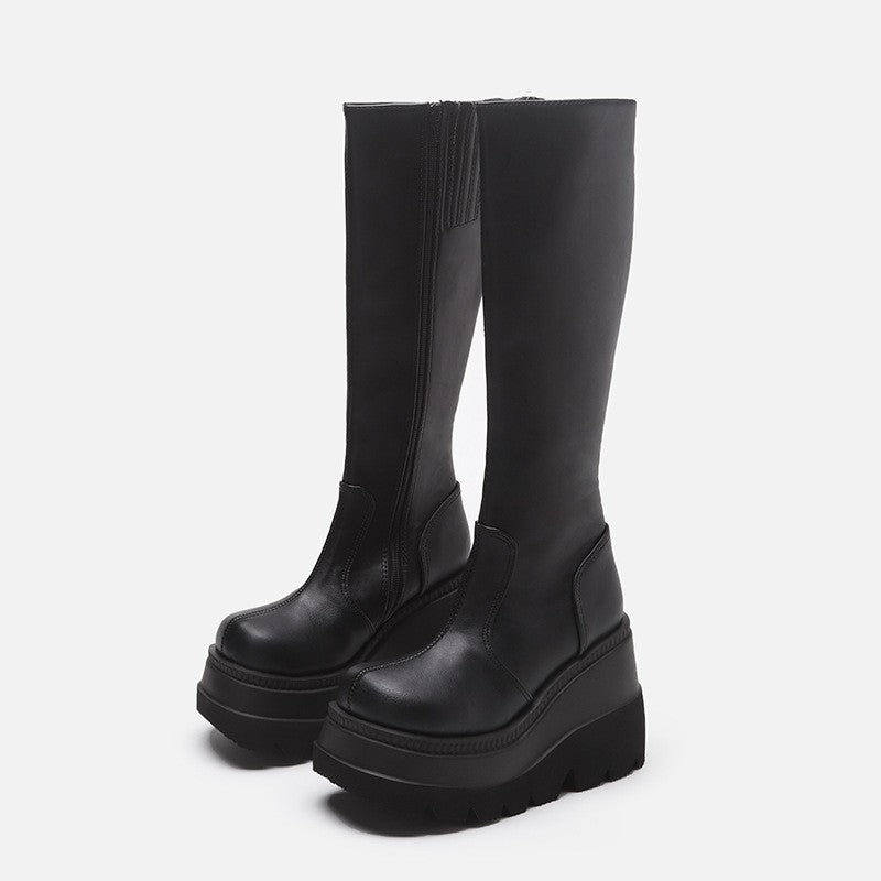 Jennifer – Bottes à Talons Compensés et Tube Étroit