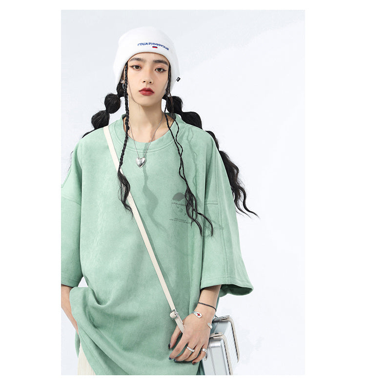 Emily – T-shirt Oversize en Suédine