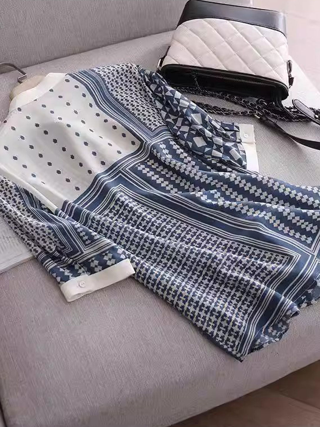 Jenny – Chemise Rétro à Carreaux et Rayures