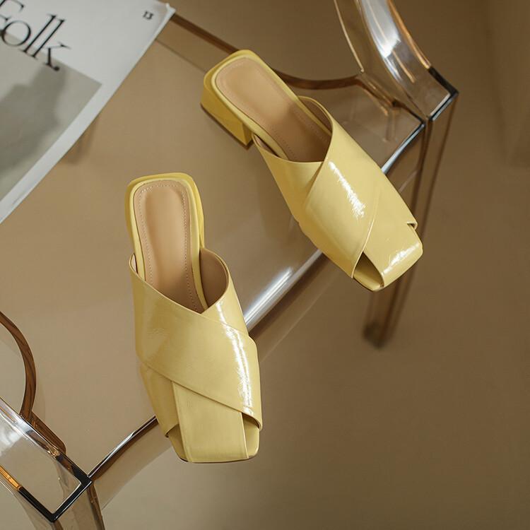 Amelia – Sandales et Mules à Talons Bas