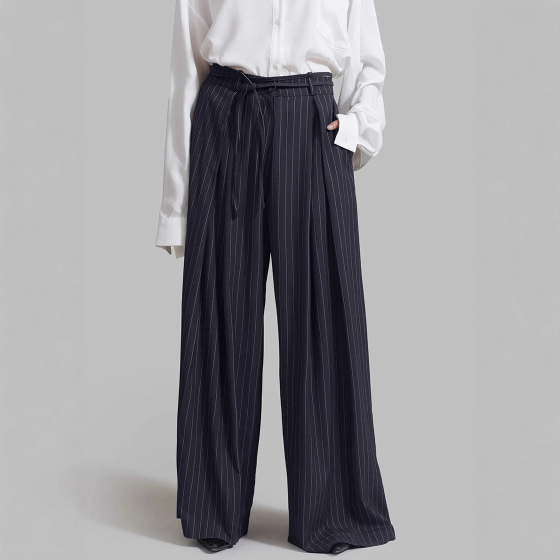 Clara – Pantalon Large à Rayures Taille Haute