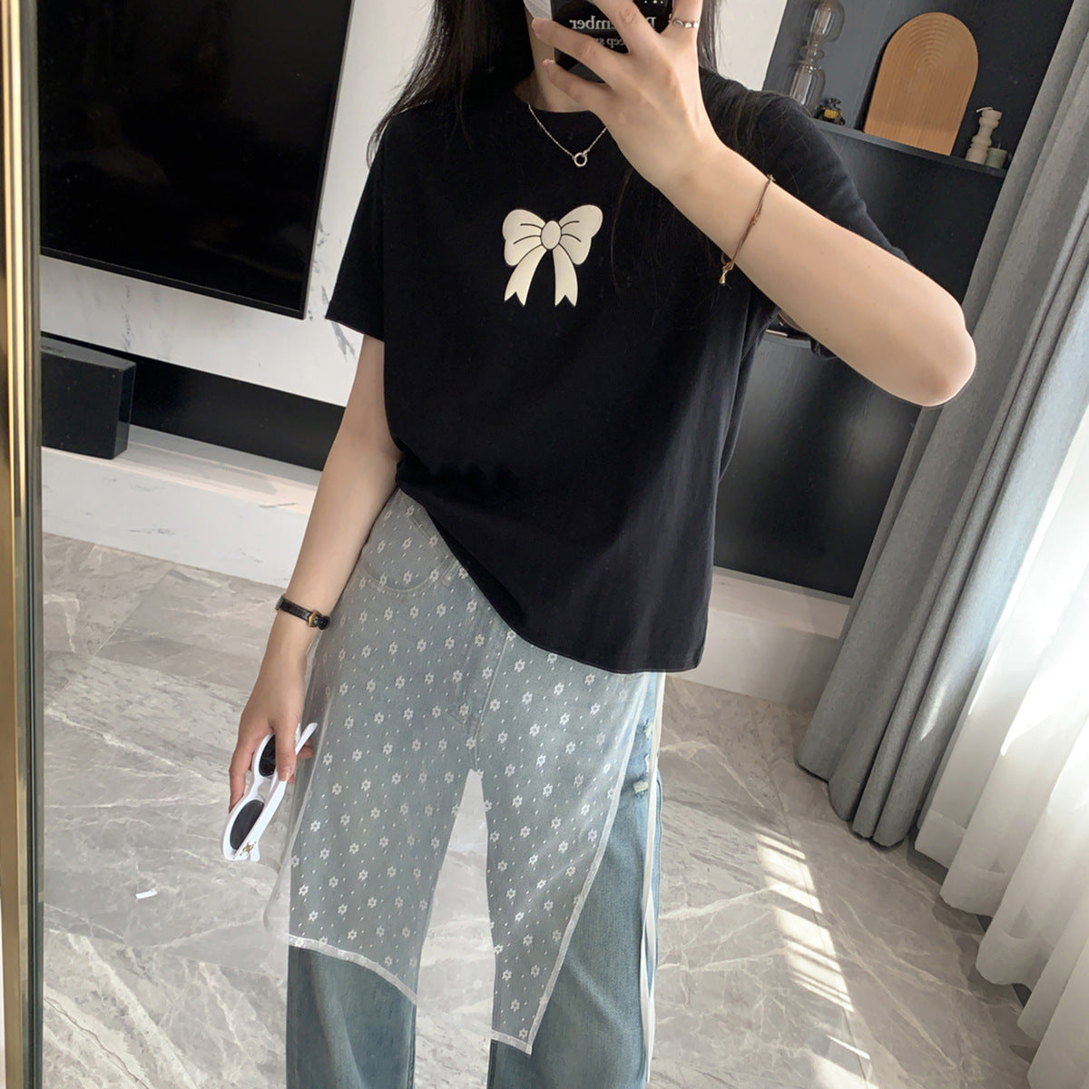 Sarah – T-shirt Épaule Nœud Doux Printanier