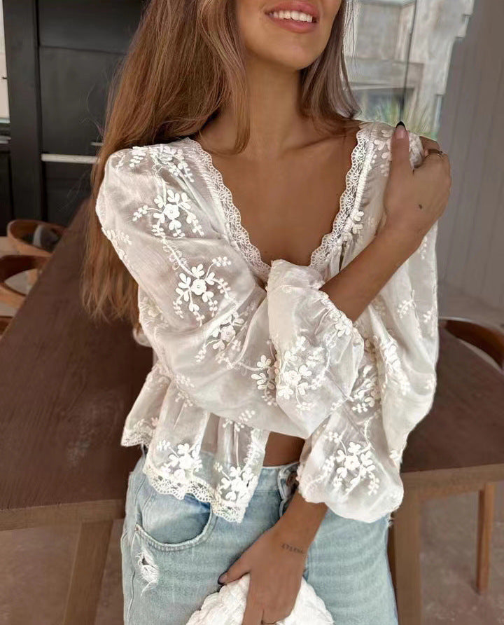 Laura – Chemise Brodée Longues Manches