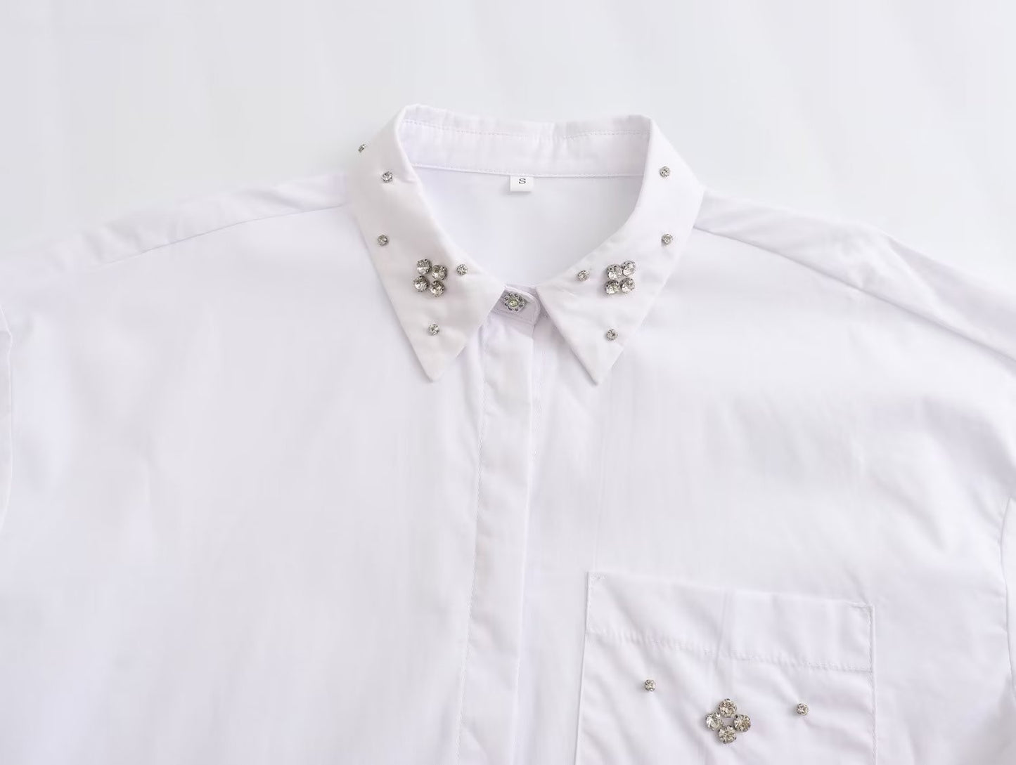 Emily – Chemise en Popeline de Coton avec Col Bijou Blanc