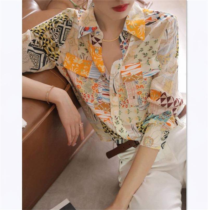 Margaret – Chemise en Soie de Mûrier à Manches Longues et Motif Floral