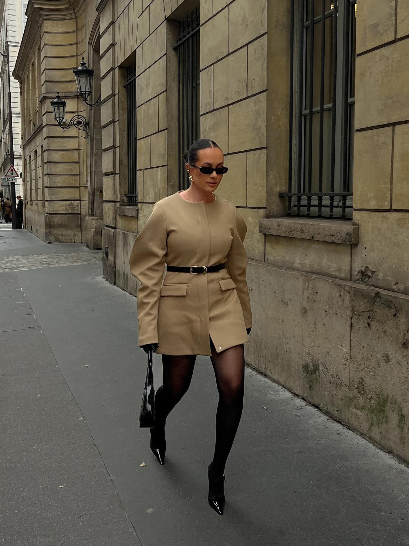 Gillian – Blazer à col rond à manches gigot