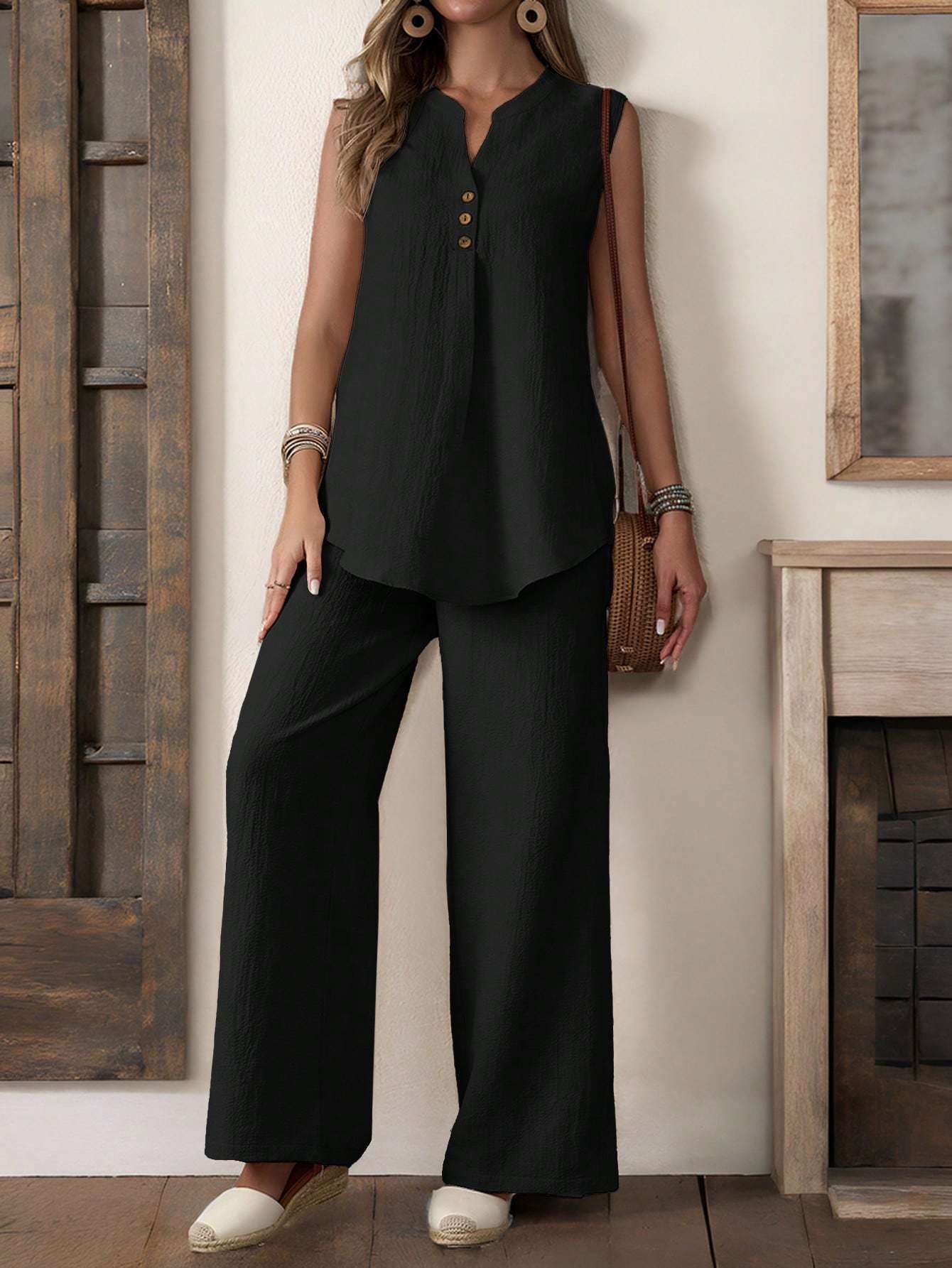 Leanne – Ensemble Gilet Texturé Sans Manches et Pantalon Large à Boutons