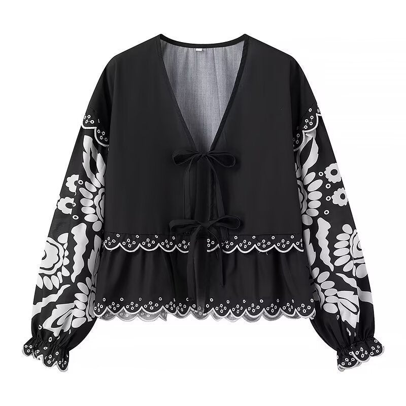 Andrea – Chemisier Vintage Évasé Brodé à Lacets