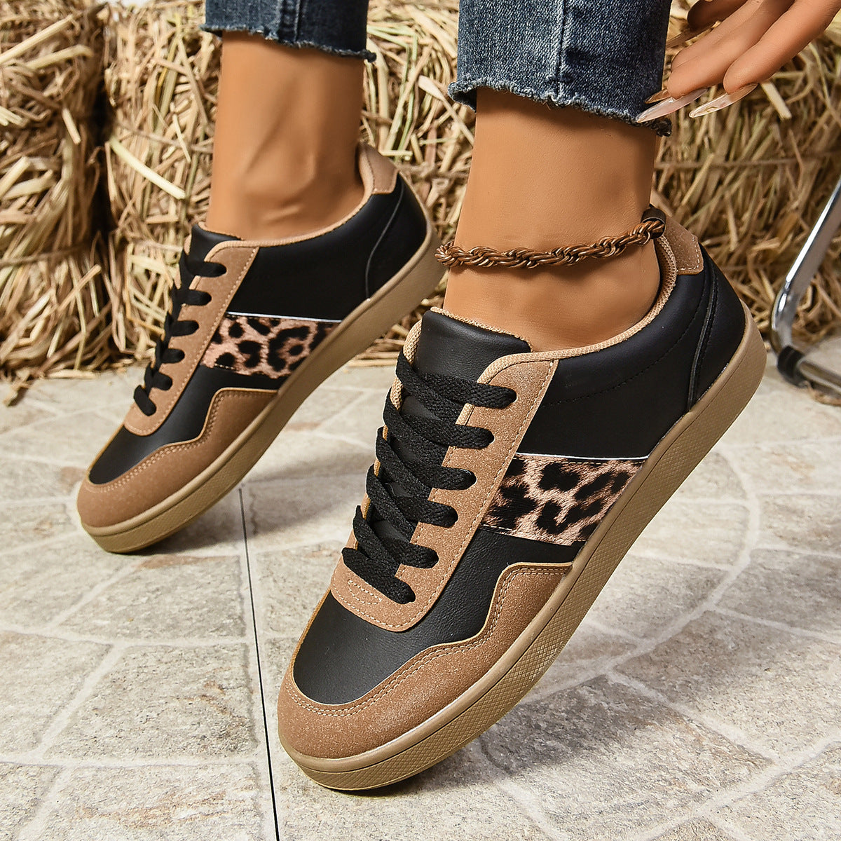 Leanne – Chaussures Décontractées à Lacets Plates et Oversize