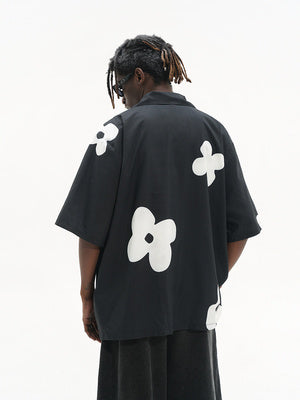 Ryan – Chemise à Col Cubain à Silhouette Florale Peinte à la Main
