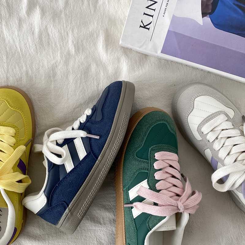 Alice – Chaussures d'Entraînement Allemandes Rétro Vertes