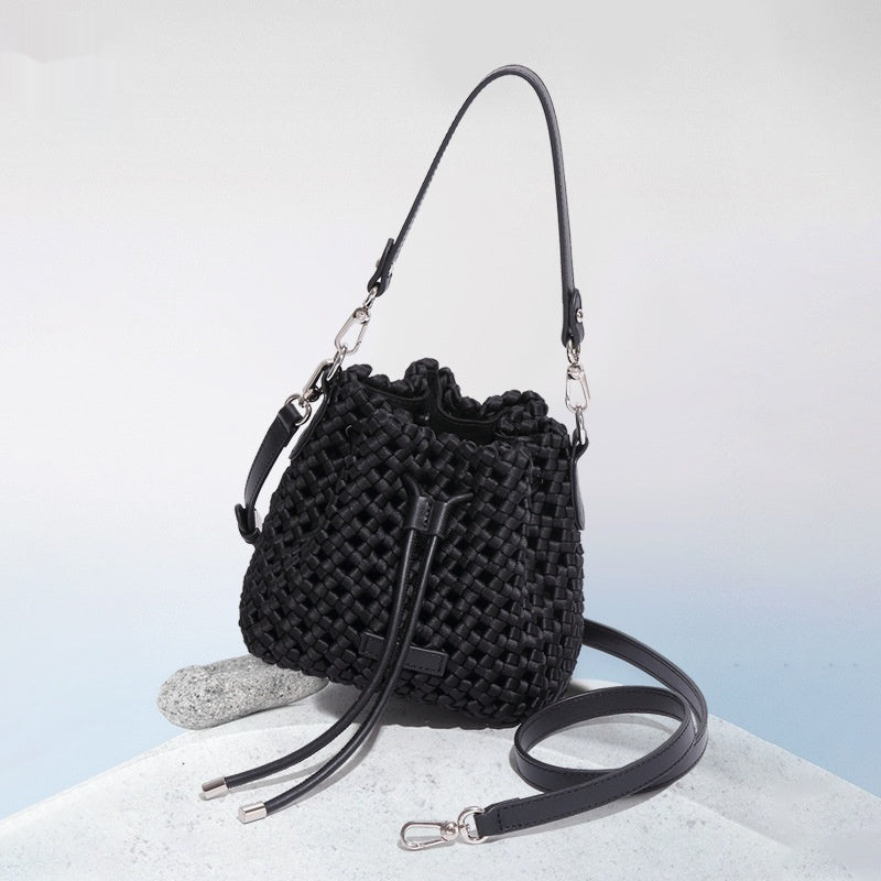 Katy – Sac Seau Tressé à Nœud Éolienne