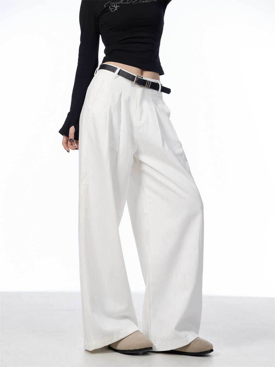 Linda – Pantalon Évasé à Jambe Droite Rétro