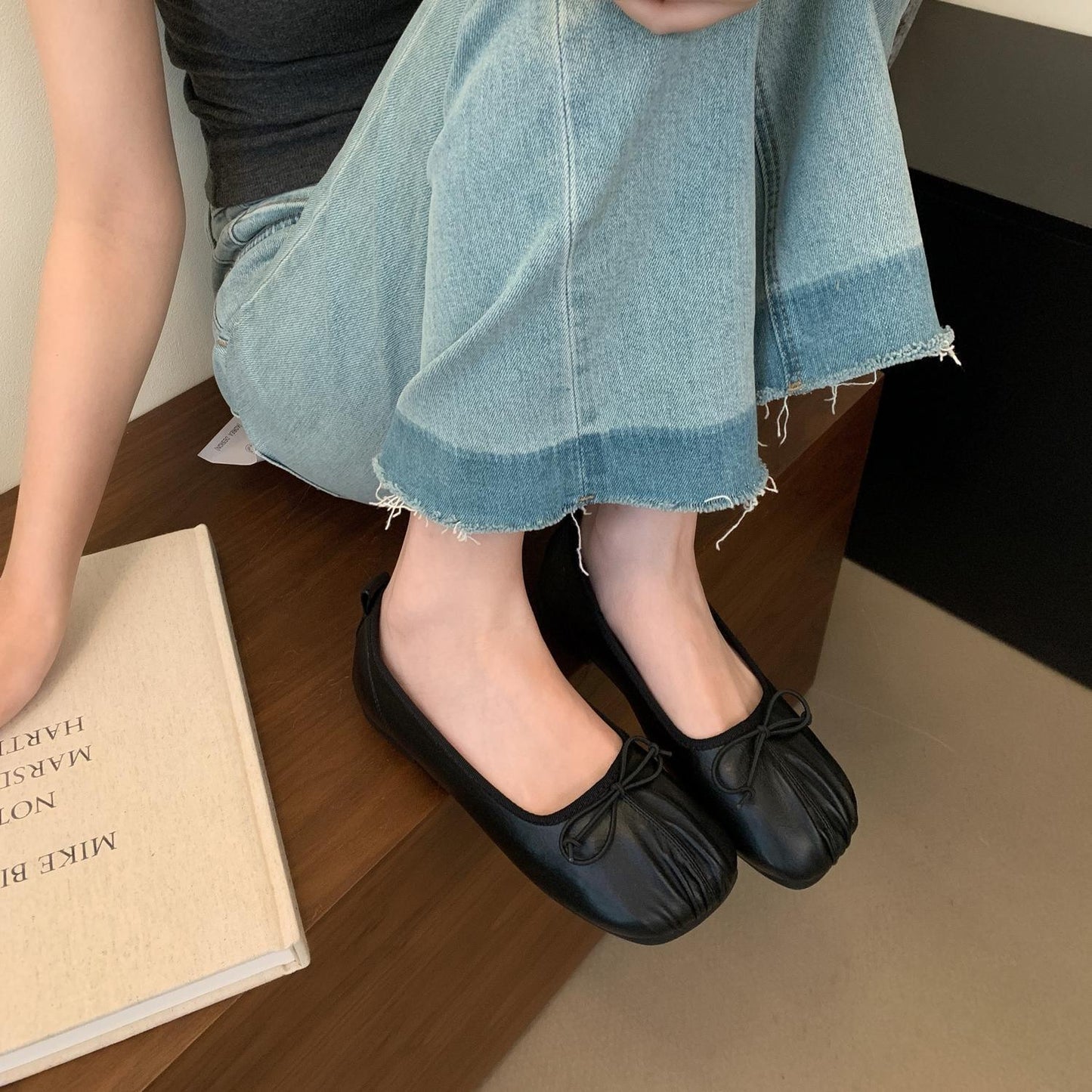 Abigail – Chaussures Plates Vintage à Nœud Froissé