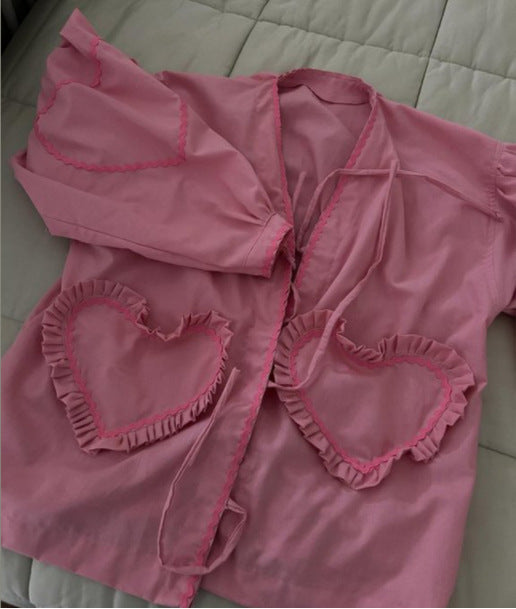 Rachel – Chemise à Carreaux Col V avec Poche Cœur Manches Longues