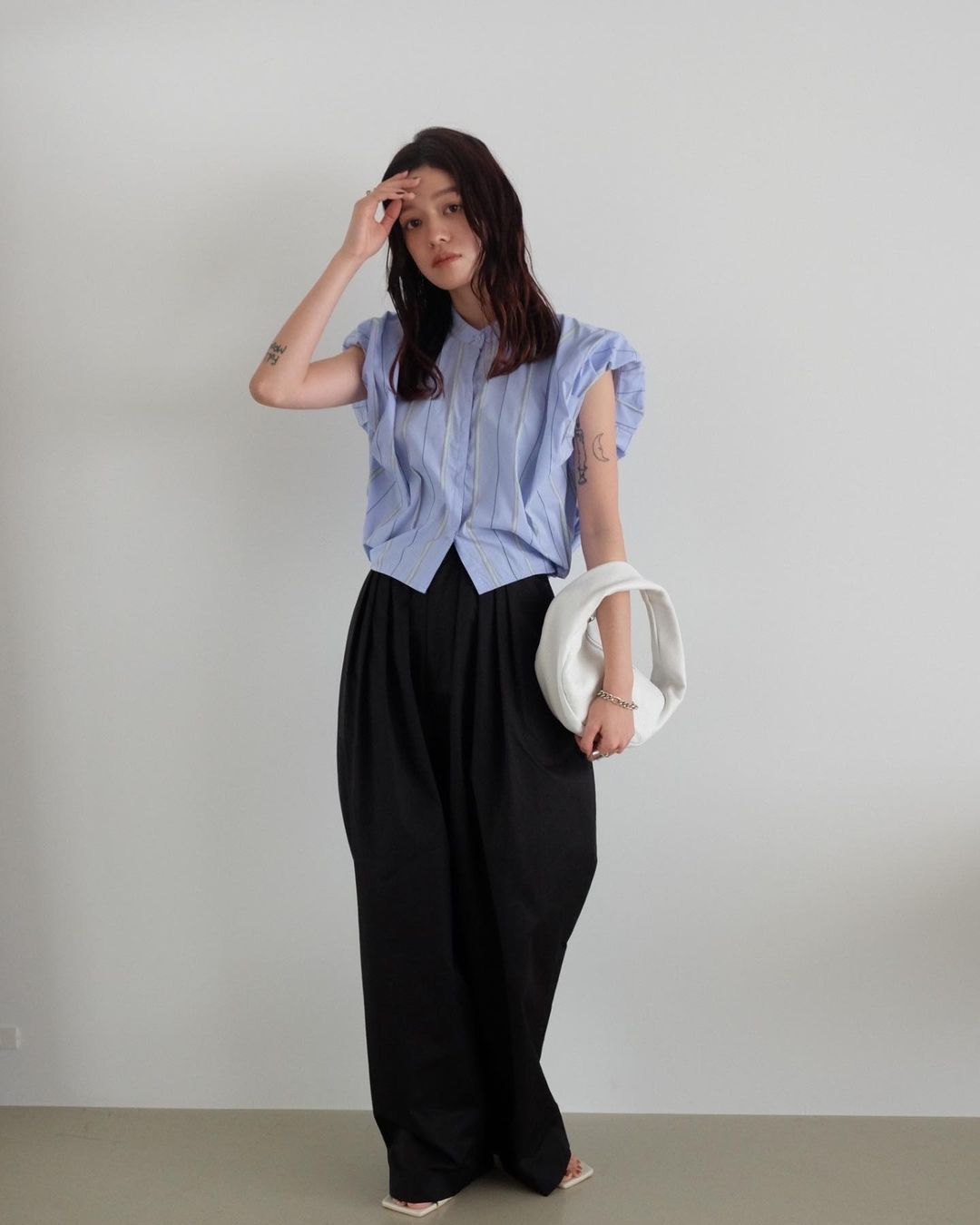 Joy – Chemise Rétro Française Confort et Style Décontracté