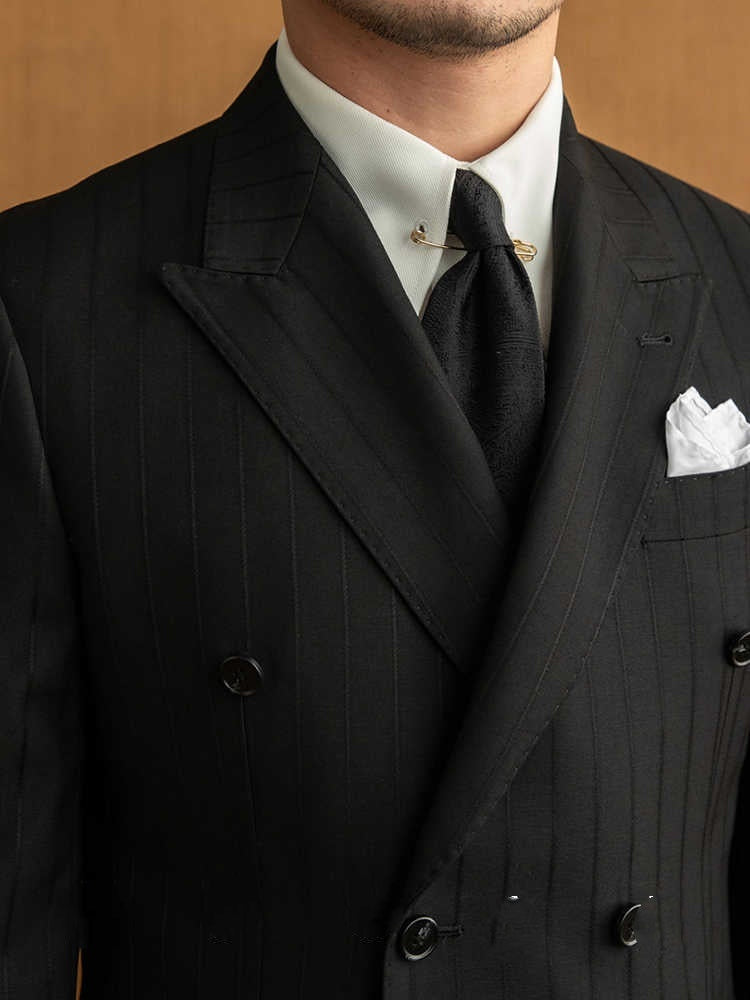 Raymond – Costume à double boutonnage noir à rayures polyvalent
