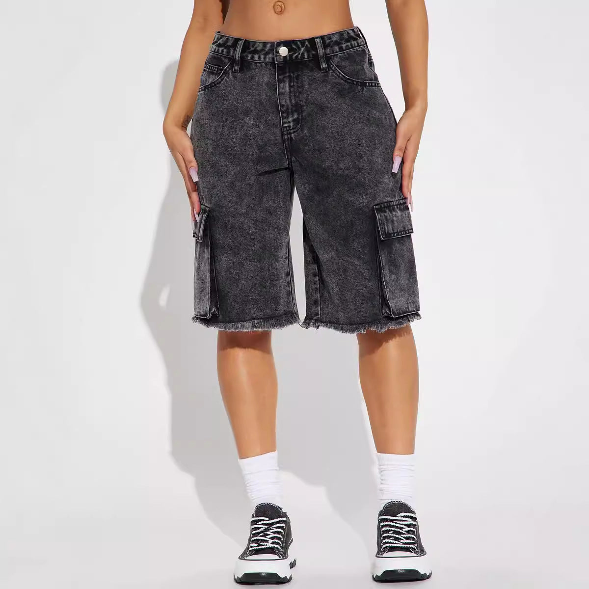 Lucy – Short en Jean Droit à Ourlet Effiloché