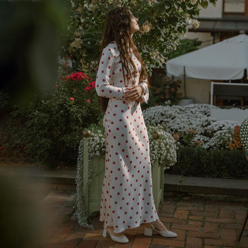Anna – Robe Cheville Ample à Manches Évasées et Pois Contrastés