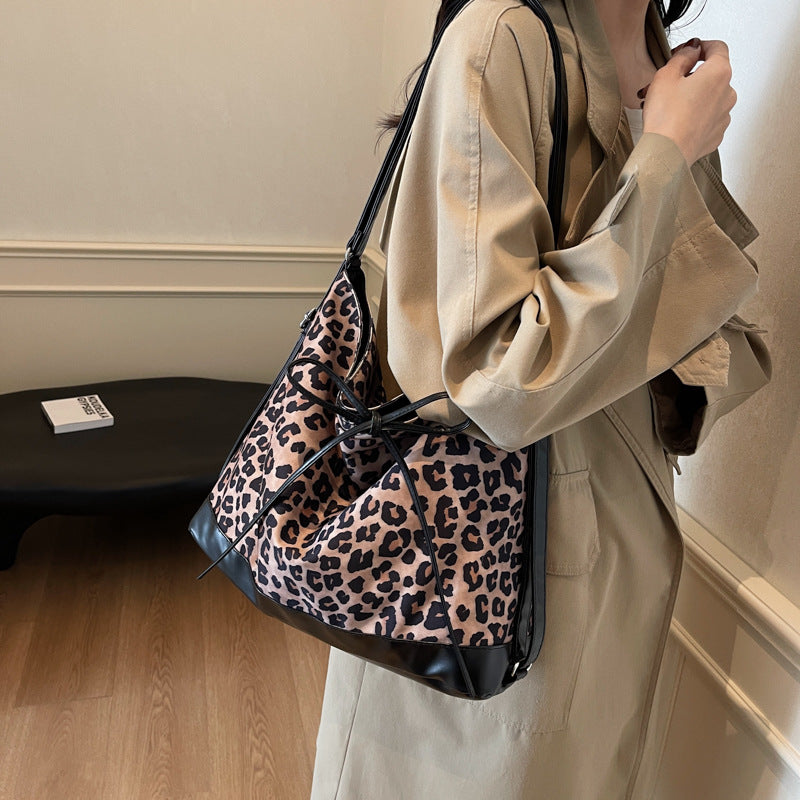 Grace – Sac à Dos Léopard Grand Capacité Tendance