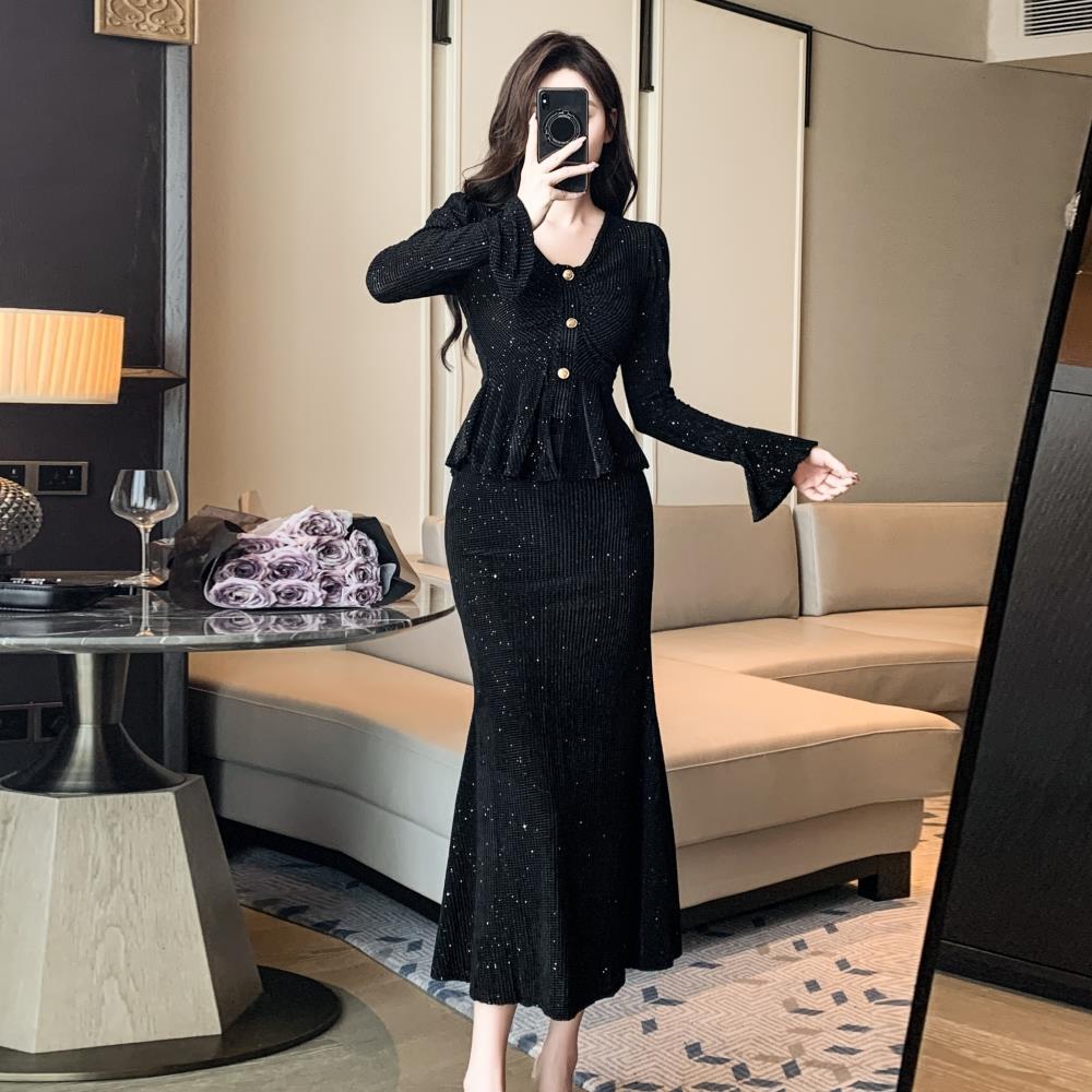 Jessica – Jupe Tailleur à Volants et Manches Évasées