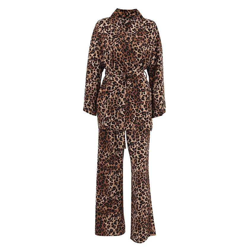 Danielle – Ensemble Léopard à Manches Longues et Pantalon