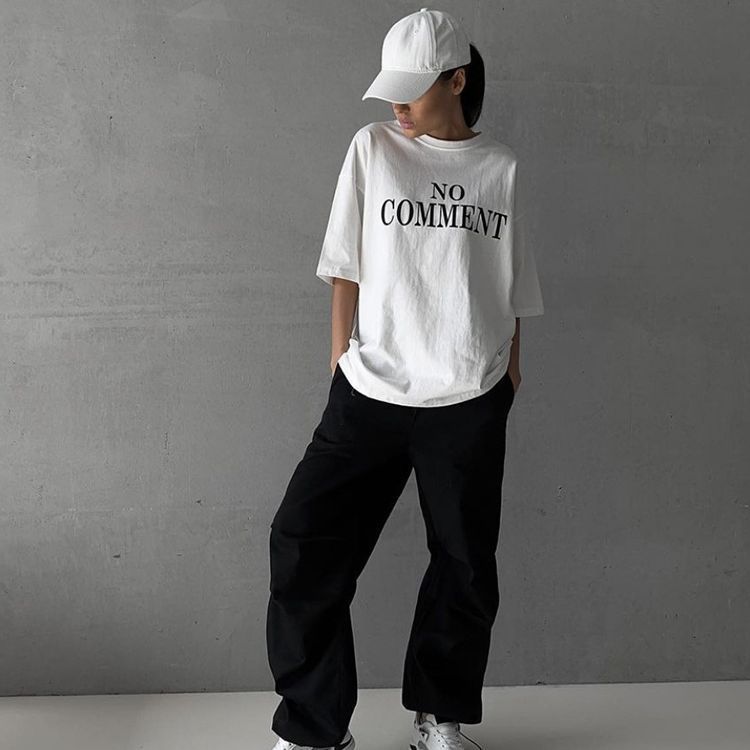 Rachael – T-shirt ample à col rond style gothique