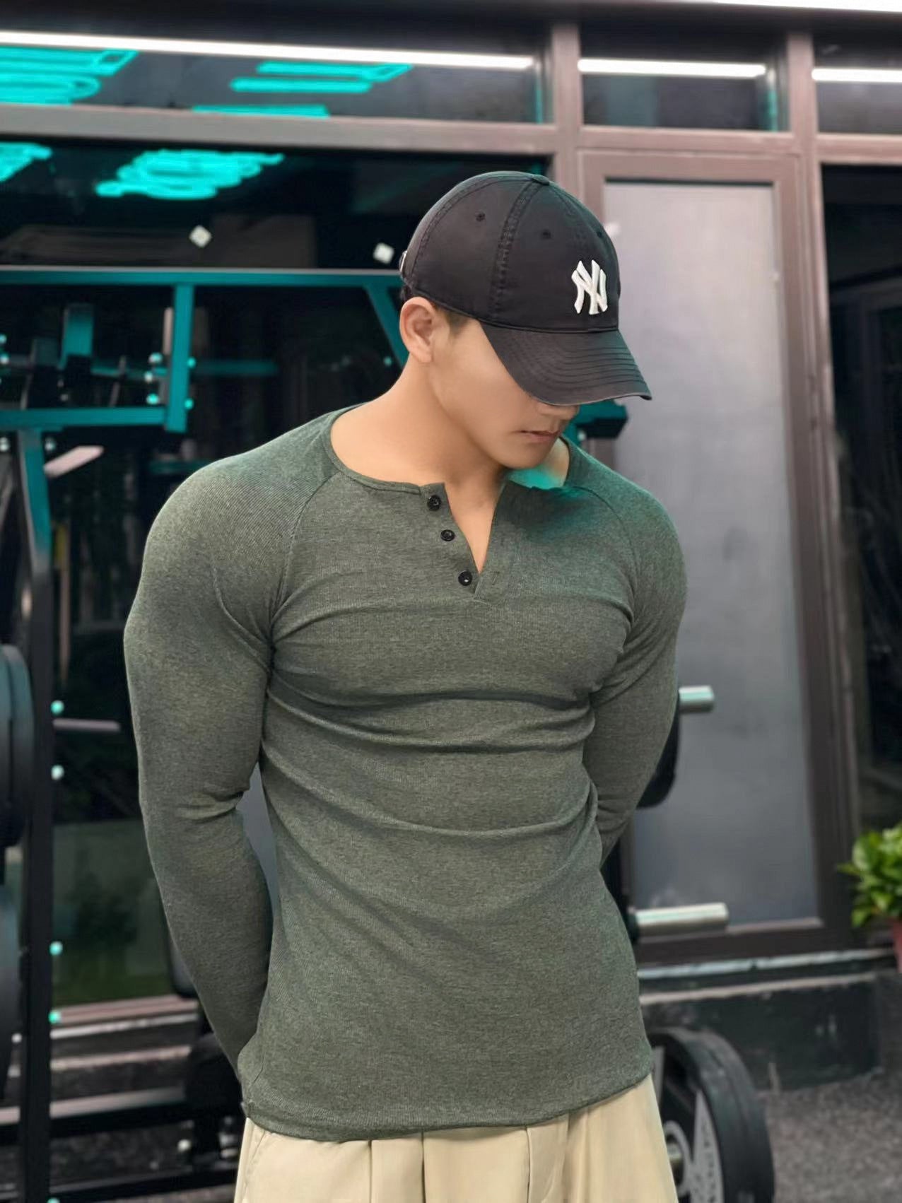 Guy – T-shirt de sport avec col Henry