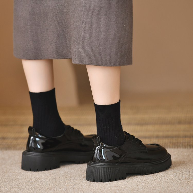 Nicola – Chaussures Compensées Style Britannique