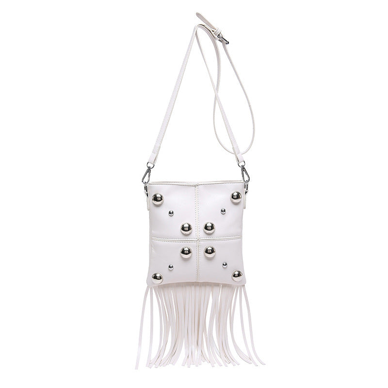 Hayley – Sac Bandoulière à Franges avec Rivets