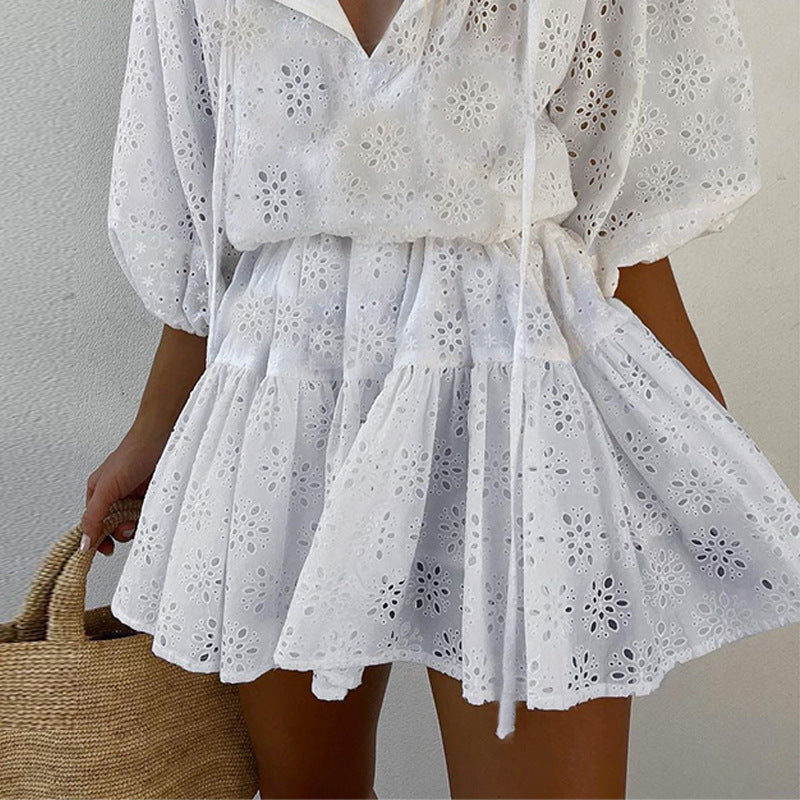 Sophie – Robe en Coton Brodée à Manches Mi-longues