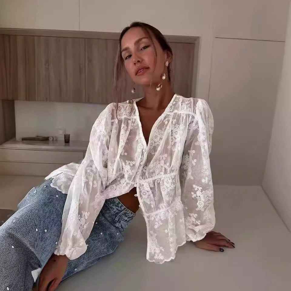 Laura – Chemise Brodée Longues Manches