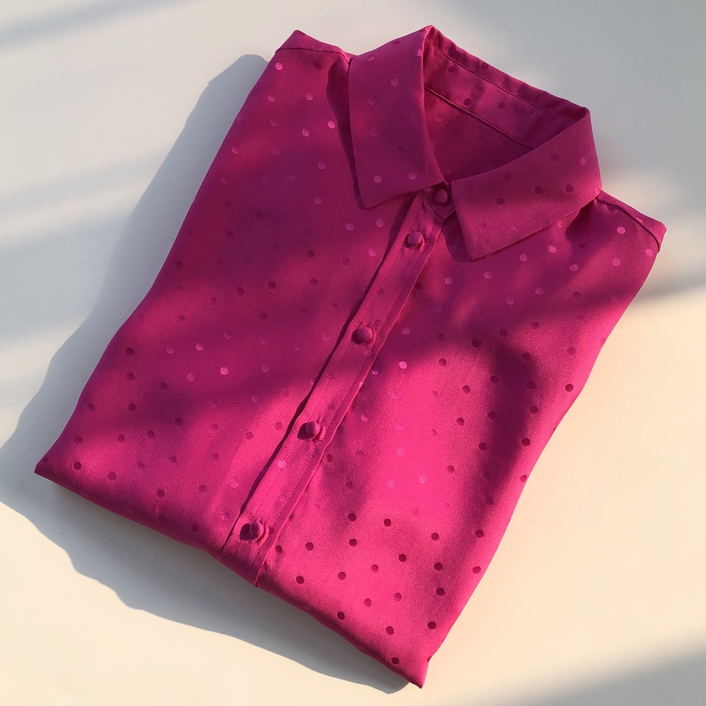 Samantha – Chemise en Satin Crêpe Soyeux à Manches Longues