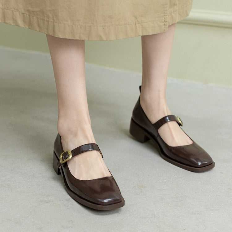 Kate – Chaussures Plates Bout Carré avec Bouton