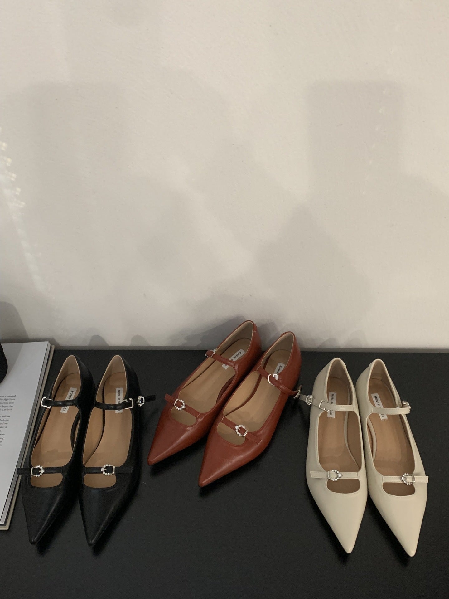Amy – Talons Épais Rétro à Boucle et Bout Pointu