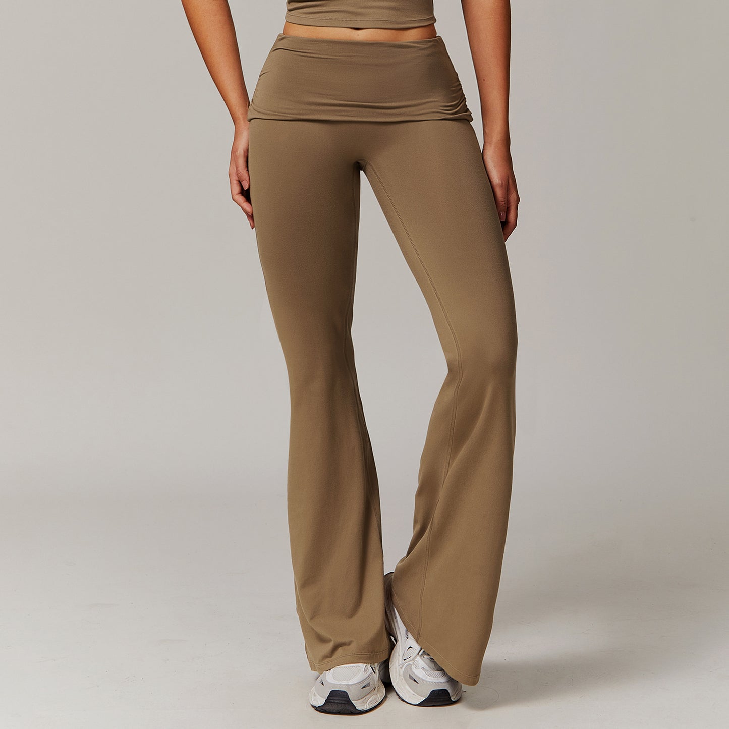 Sandra – Pantalon Évasé Polyvalent et Stylé