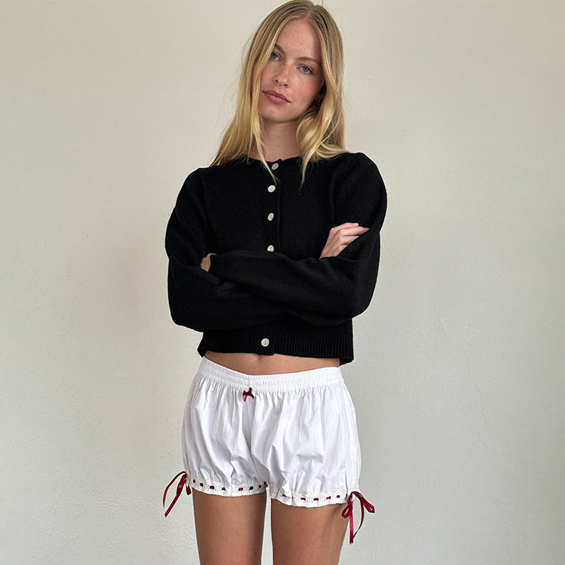 Lisa – Shorts avec Nœud en Dentelle et Couleurs Contrastées