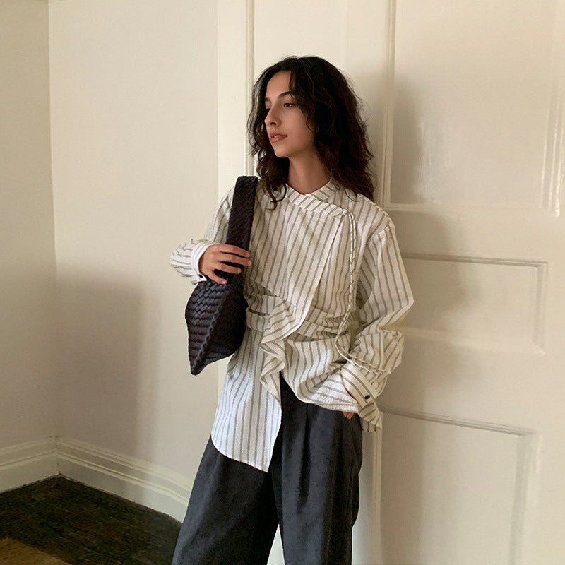 Diana – Chemise Rayée avec Design Intérieur