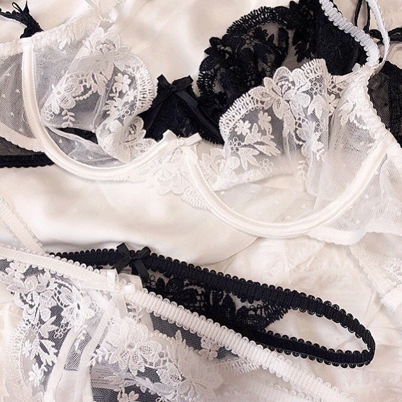 Jane – Ensemble de Lingerie en Dentelle Découpée