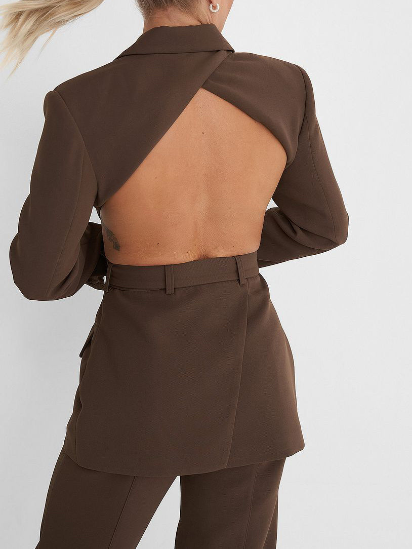 Abigail – Blazer en dentelle à dos ouvert avec lacets